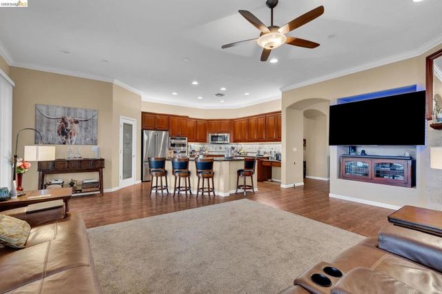 2611 Torrey Pines Dr, Brentwood, CA 94513