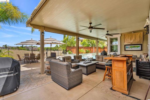 2611 Torrey Pines Dr, Brentwood, CA 94513