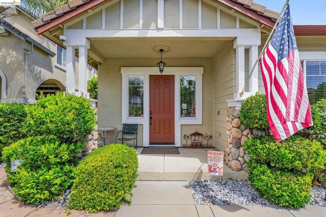 2611 Torrey Pines Dr, Brentwood, CA 94513
