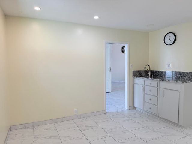 7209 Vista Del Arroyo Avenue NE, Albuquerque, NM 87109
