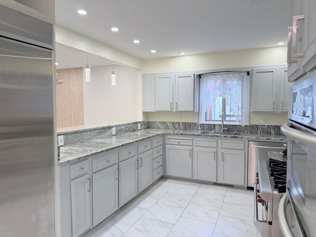 7209 Vista Del Arroyo Avenue NE, Albuquerque, NM 87109