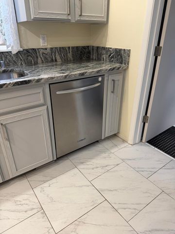 7209 Vista Del Arroyo Avenue NE, Albuquerque, NM 87109