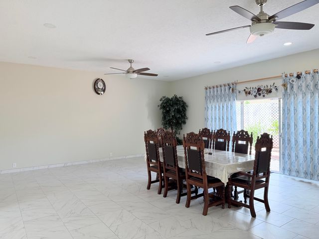 7209 Vista Del Arroyo Avenue NE, Albuquerque, NM 87109