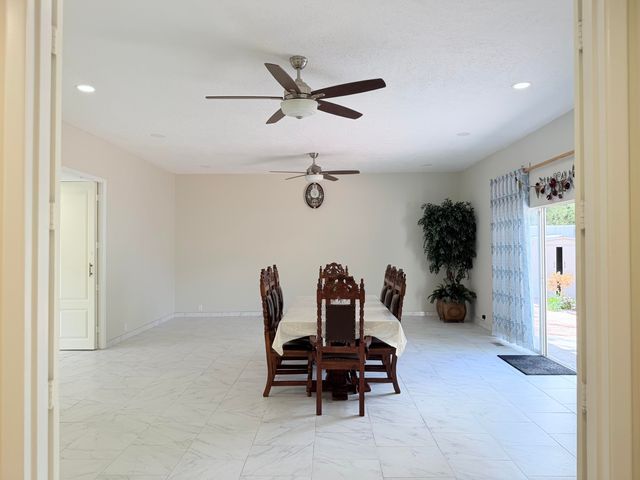 7209 Vista Del Arroyo Avenue NE, Albuquerque, NM 87109