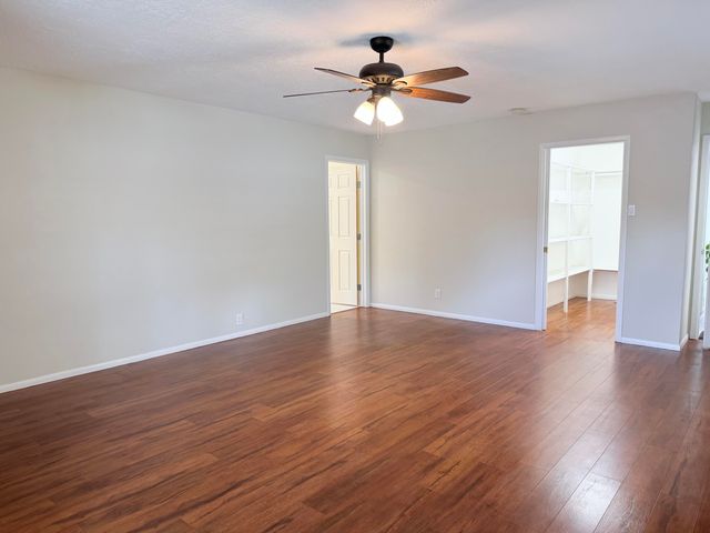 7209 Vista Del Arroyo Avenue NE, Albuquerque, NM 87109