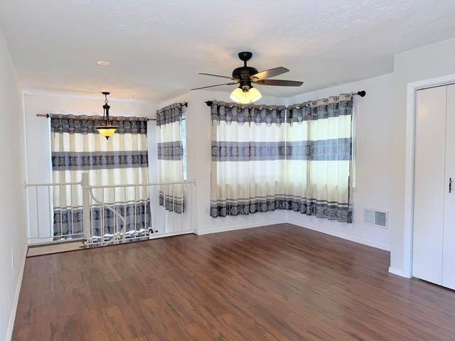 7209 Vista Del Arroyo Avenue NE, Albuquerque, NM 87109