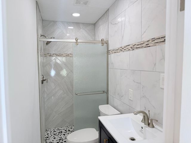 7209 Vista Del Arroyo Avenue NE, Albuquerque, NM 87109