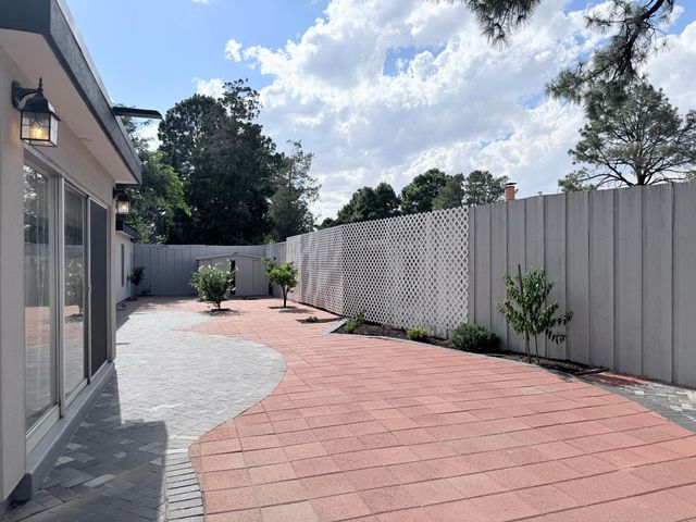 7209 Vista Del Arroyo Avenue NE, Albuquerque, NM 87109