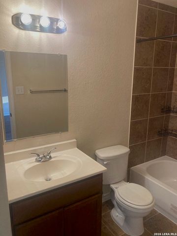 14103 Volpi Dr Unit 104, San Antonio, TX 78233