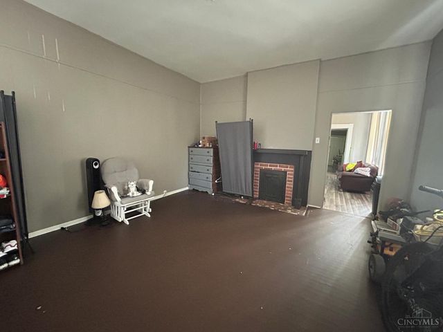 1242 Quebec Road, Cincinnati, OH 45205