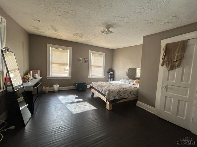 1242 Quebec Road, Cincinnati, OH 45205