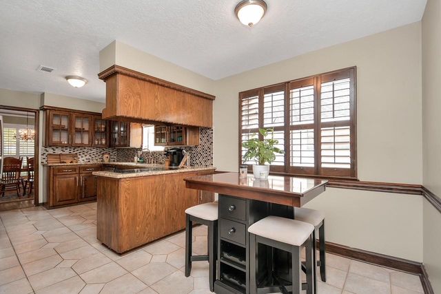 9811 Rocktree Drive, Houston, TX 77040