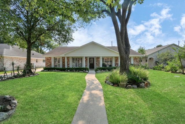 9811 Rocktree Drive, Houston, TX 77040