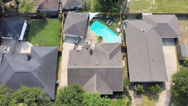 9811 Rocktree Drive, Houston, TX 77040