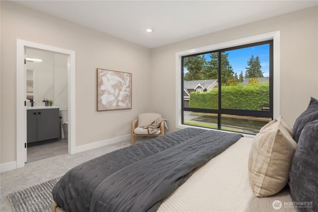 1630 104th Avenue SE, Bellevue, WA 98004