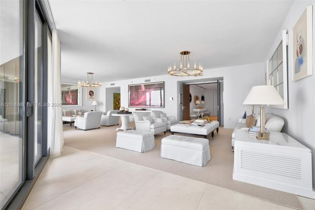 1000 Biscayne Boulevard 3701, Miami, FL 33132