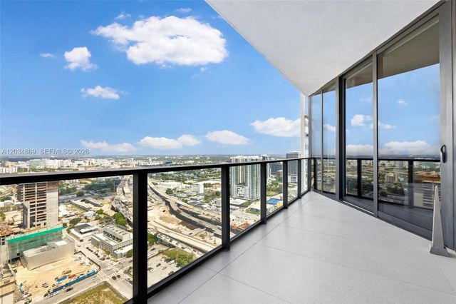 1000 Biscayne Boulevard 3701, Miami, FL 33132