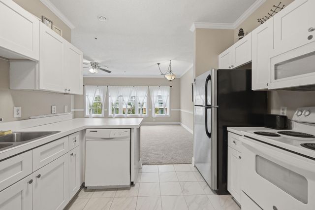 4834 Carnation Cir Apt 203, Myrtle Beach, SC 29577