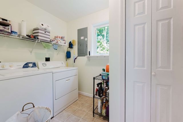 104 Fir St, Fairhaven, MA 02719