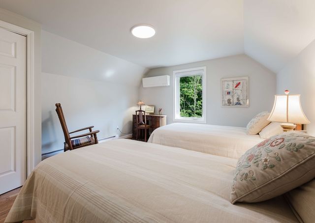 104 Fir St, Fairhaven, MA 02719