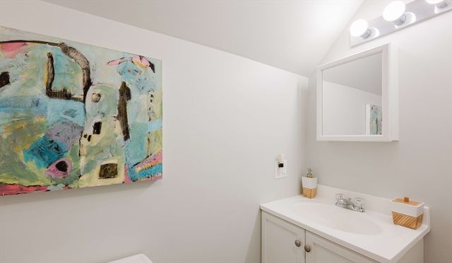 104 Fir St, Fairhaven, MA 02719