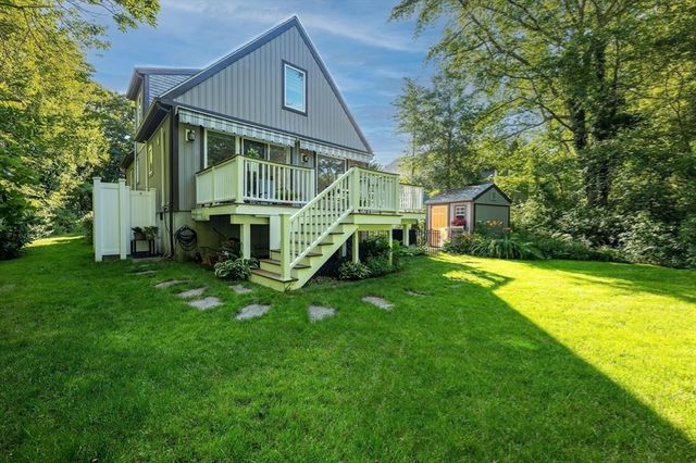 104 Fir St, Fairhaven, MA 02719