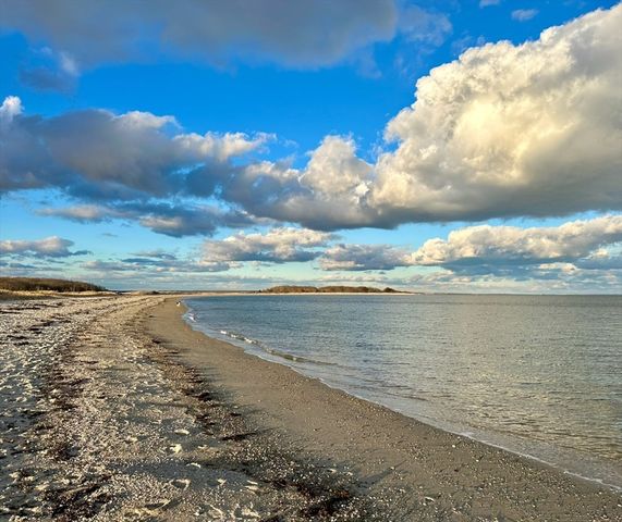 104 Fir St, Fairhaven, MA 02719