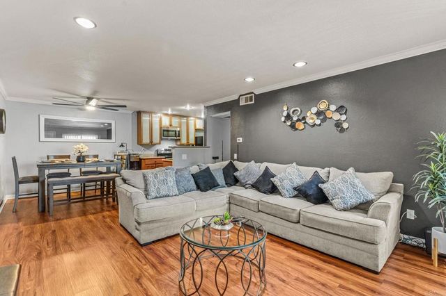 174 Chambers Street 14, El Cajon, CA 92020