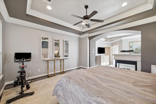 410 Mcallister Avenue, Sugar Land, TX 77479