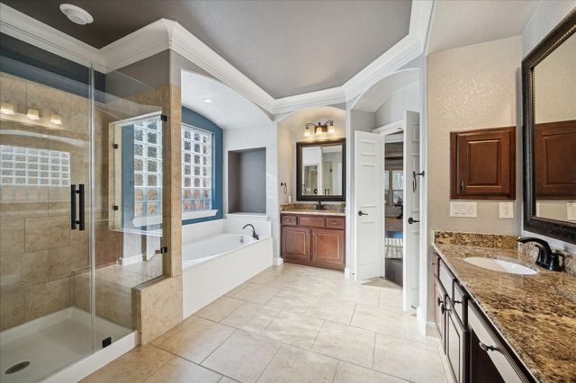 410 Mcallister Avenue, Sugar Land, TX 77479