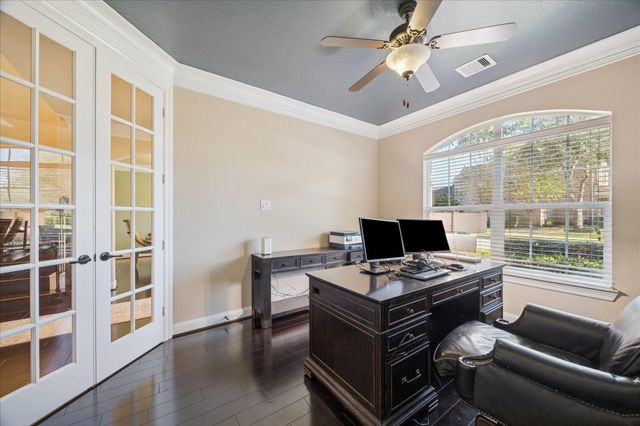 410 Mcallister Avenue, Sugar Land, TX 77479