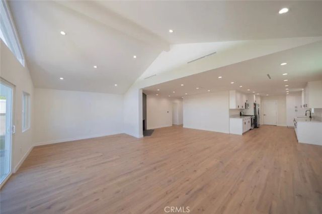 14727 Leadwell, Van Nuys, CA 91405