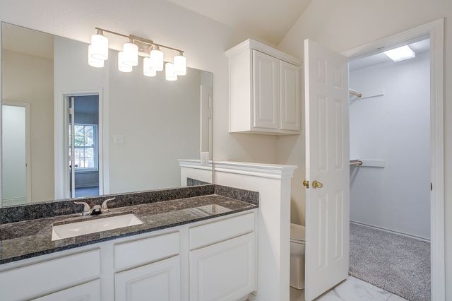 1502 Shadow Run, Weatherford, TX 76086