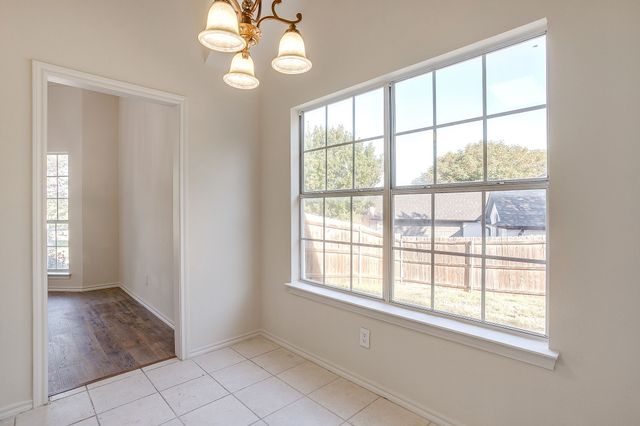 1502 Shadow Run, Weatherford, TX 76086