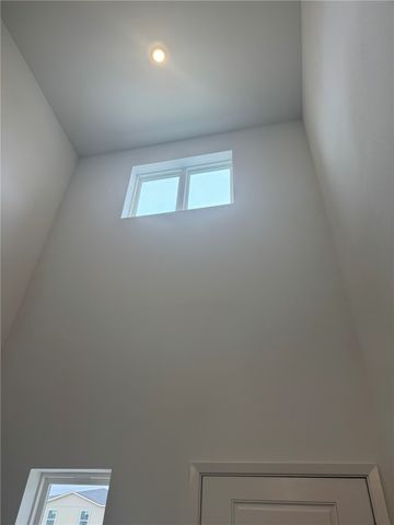 404 B W Cloud Drive, Siloam Springs, AR 72761