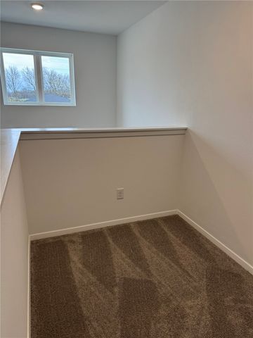 404 B W Cloud Drive, Siloam Springs, AR 72761