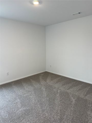 404 B W Cloud Drive, Siloam Springs, AR 72761