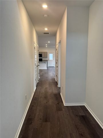 404 B W Cloud Drive, Siloam Springs, AR 72761