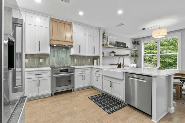 752 Bench Ln, Mount Juliet, TN 37122