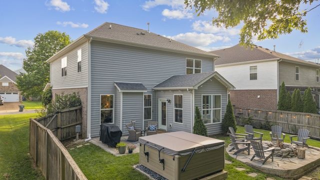 752 Bench Ln, Mount Juliet, TN 37122