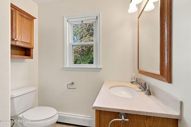 65 Sunflower Lane, Toms River, NJ 08755