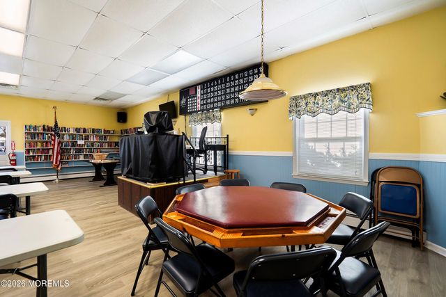 65 Sunflower Lane, Toms River, NJ 08755