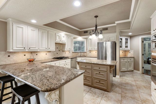 1 Fairmont Court, Conroe, TX 77304