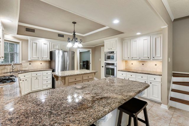 1 Fairmont Court, Conroe, TX 77304