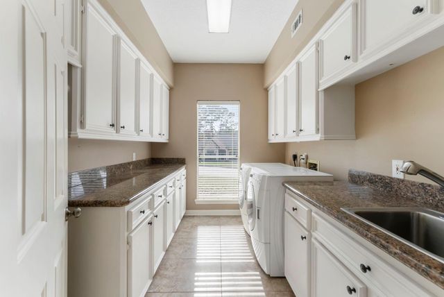 1 Fairmont Court, Conroe, TX 77304