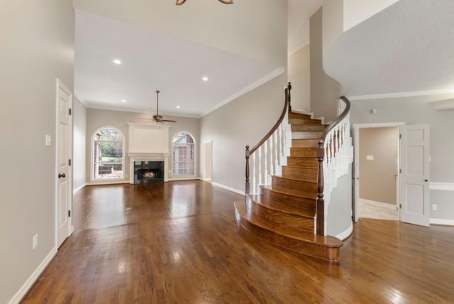 1 Fairmont Court, Conroe, TX 77304