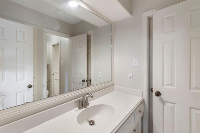 1 Fairmont Court, Conroe, TX 77304