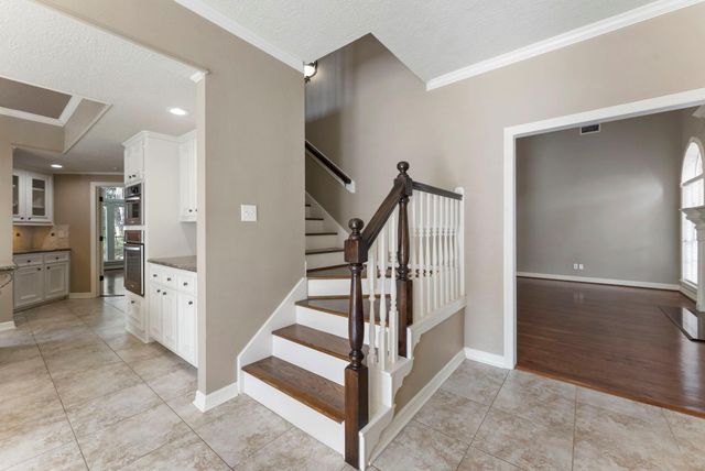 1 Fairmont Court, Conroe, TX 77304