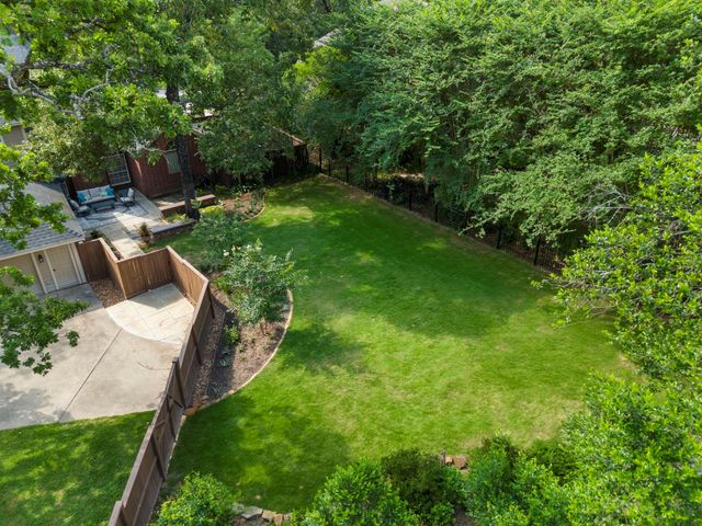 1 Fairmont Court, Conroe, TX 77304