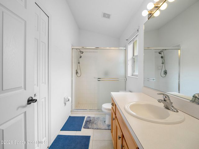 1060 Pine Creek Circle NE, Palm Bay, FL 32905